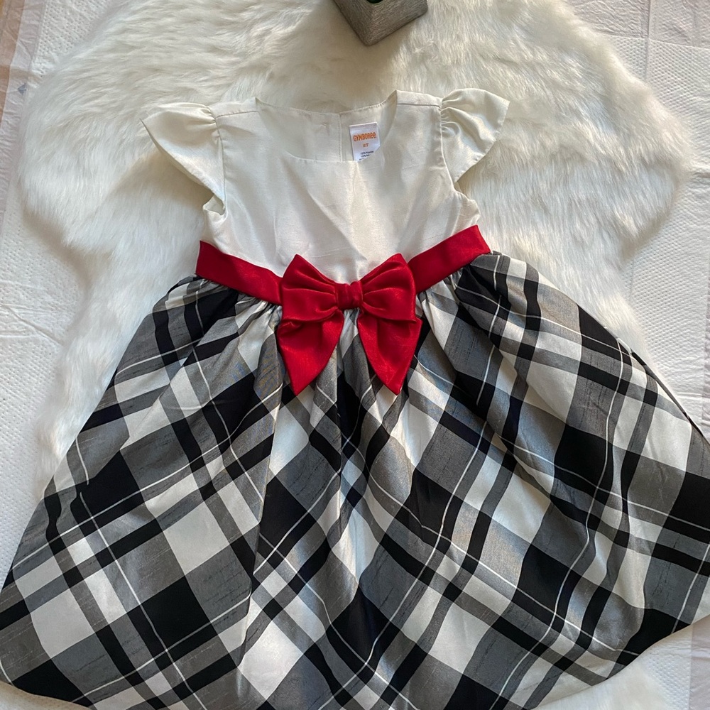 Girls dress